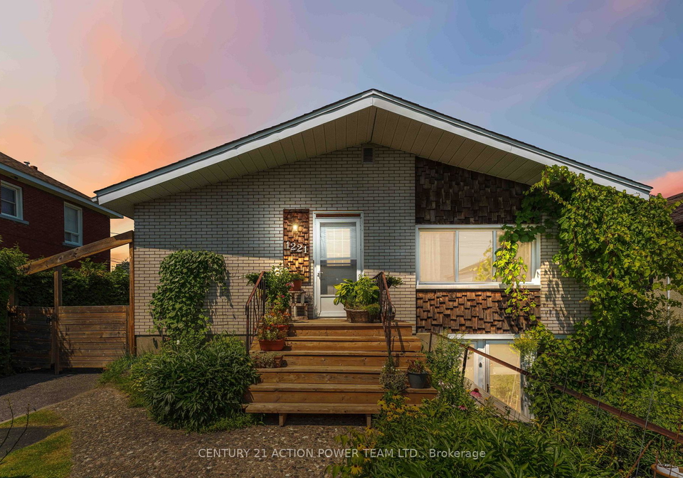 1221-kitchener-avenue-w-ottawa-ontario-x13656350