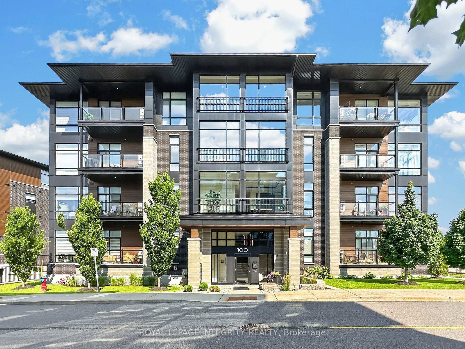 100-cortile-private-ottawa-ontario-x13656406