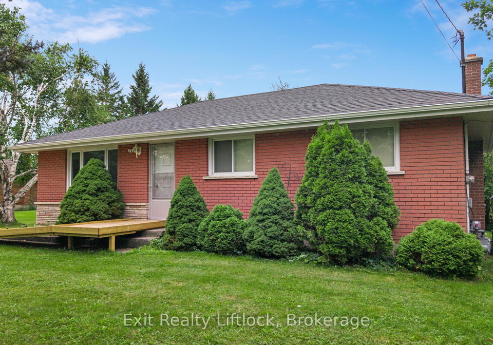 745-baltic-drive-selwyn-ontario-x13656416