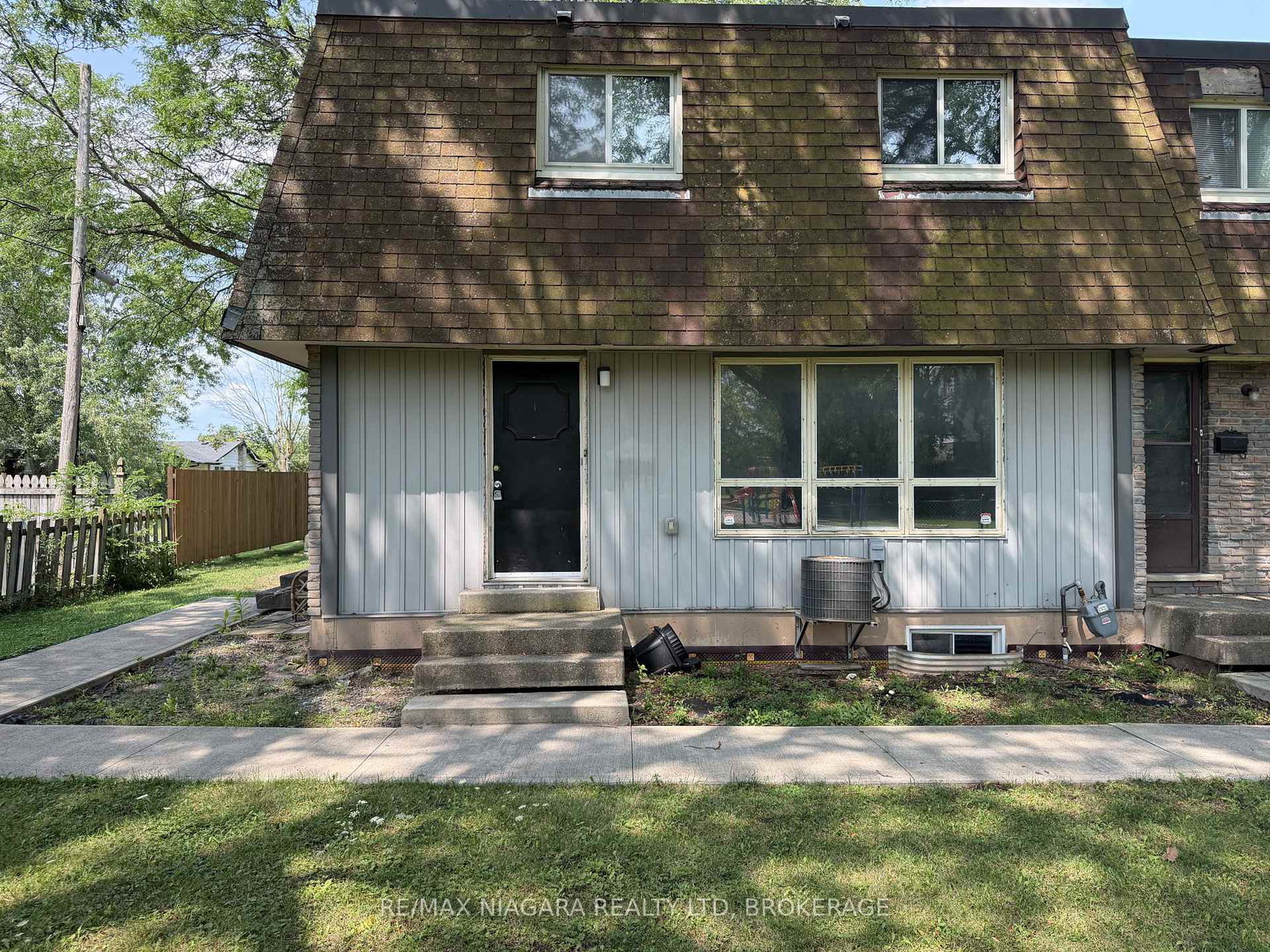 2woodlawn-road-welland-ontario-x13656568