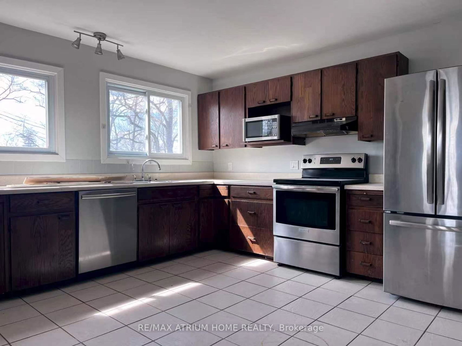 5430-county-road-1-s-prince-edward-county-ontario-x13656880