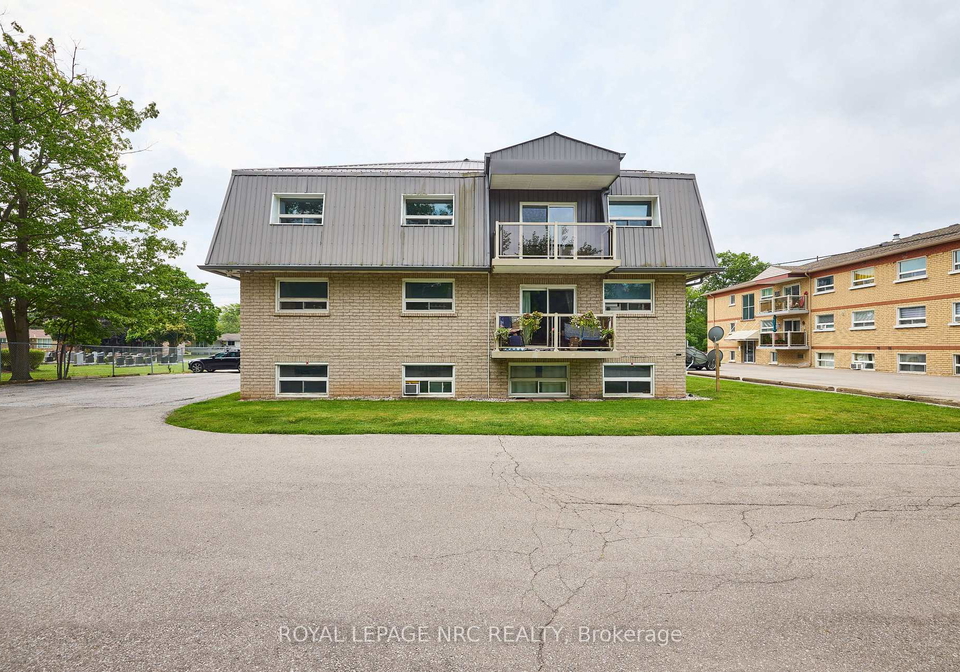 90-woodlawn-road-welland-ontario-x13656918