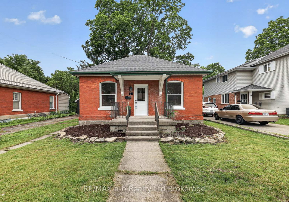 91-winniett-street-woodstock-ontario-x13656936