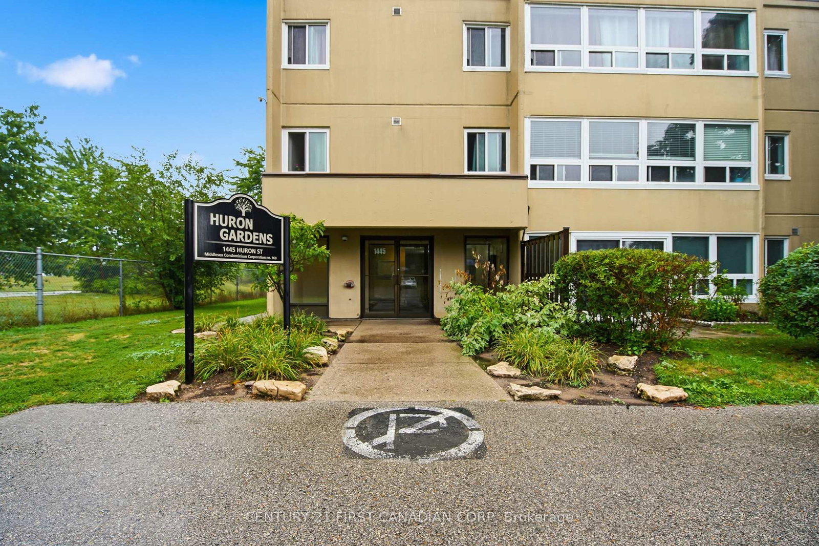 1445-huron-street-london-east-ontario-x13657064