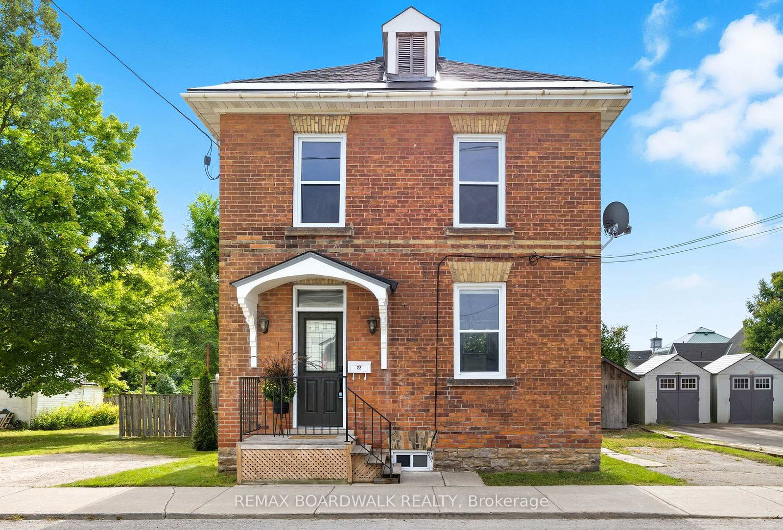 22-isabella-street-perth-ontario-x13657096