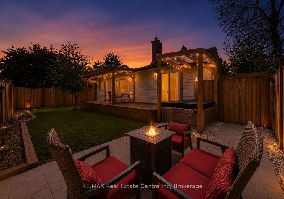 289-garafraxa-street-e-centre-wellington-ontario-x13657174