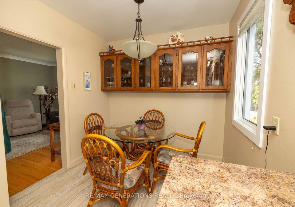 53-melvin-avenue-thunder-bay-ontario-x13657182