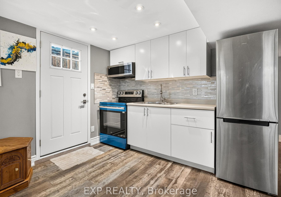 6450-caledonia-lower-street-niagara-falls-ontario-x13657278