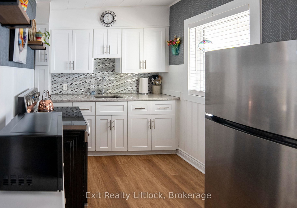 521-mckellar-street-peterborough-ontario-x13657326