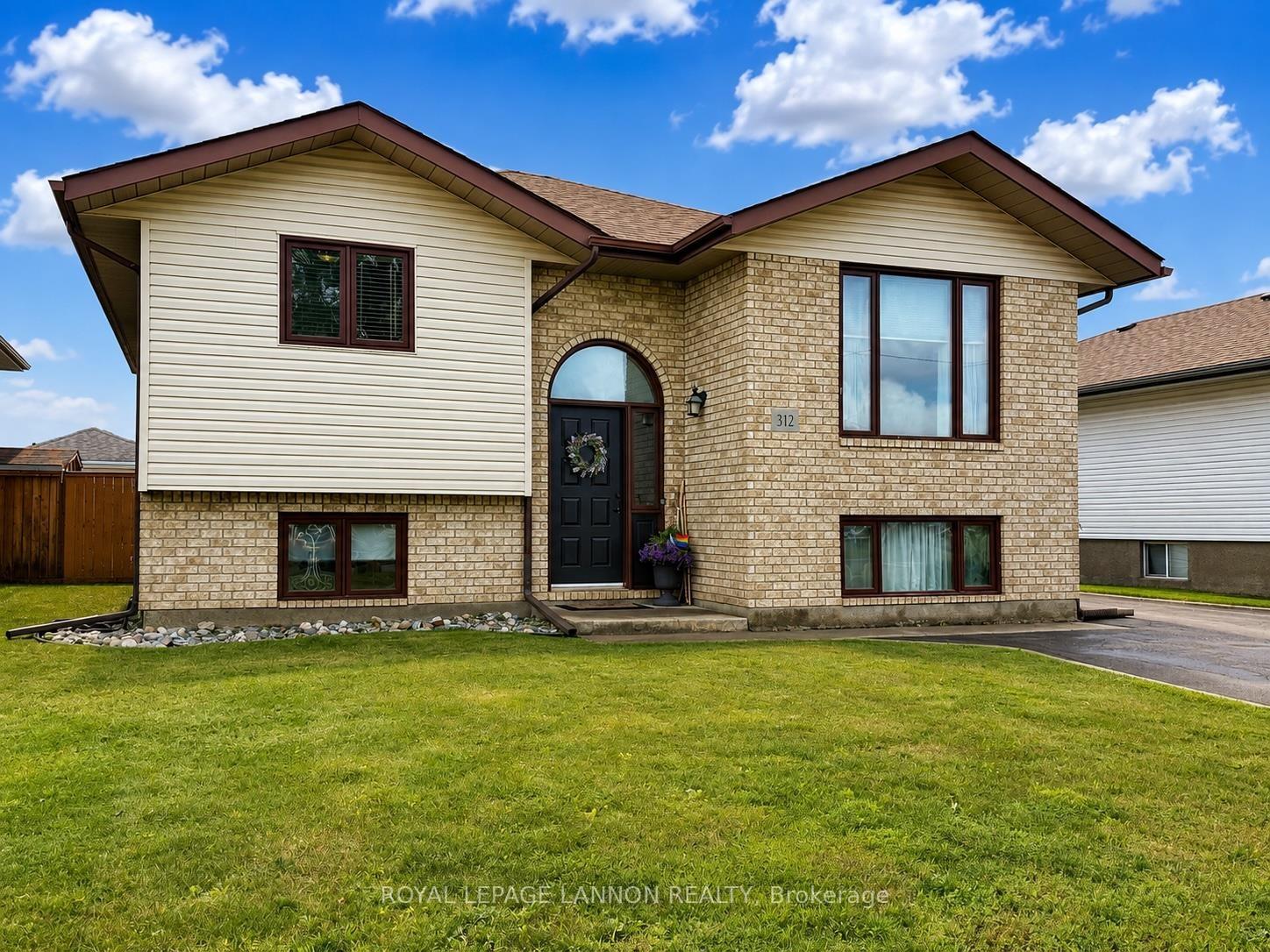 312-caribou-crescent-thunder-bay-ontario-x13657348
