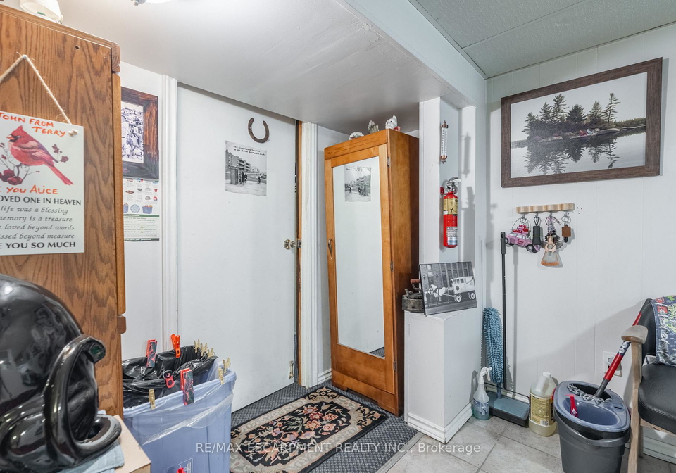 374-upper-wentworth-street-w-hamilton-ontario-x13657376