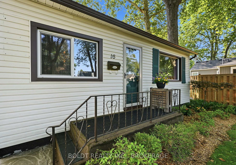 16-longfellow-avenue-st-catharines-ontario-x13657400