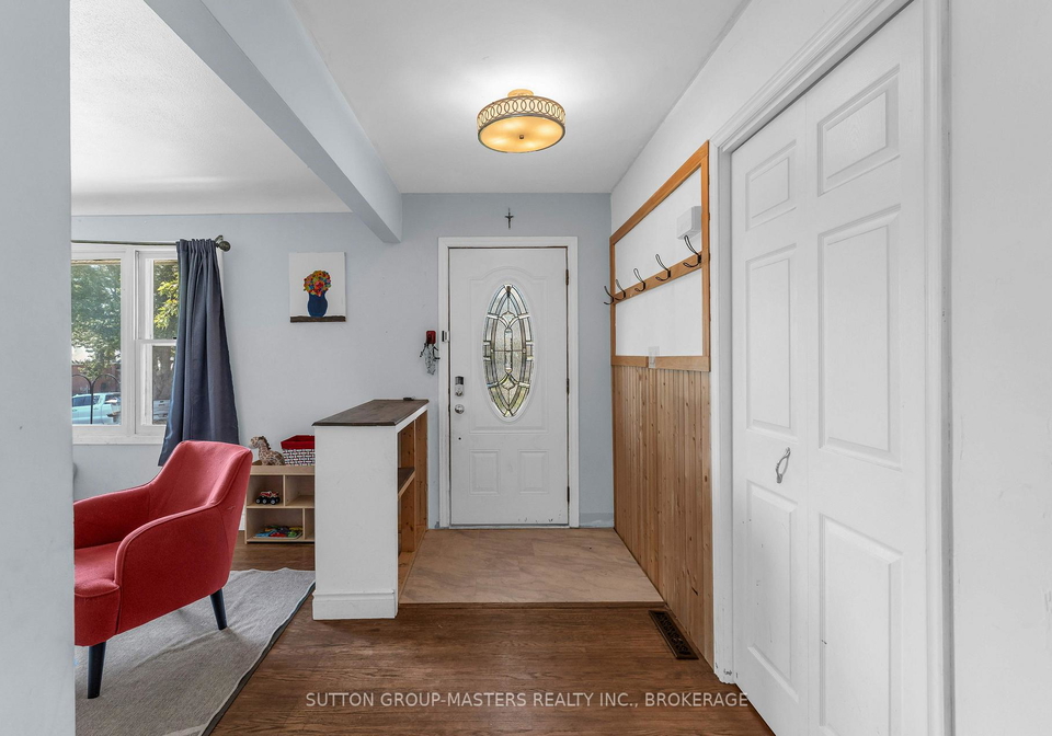 39-oxford-crescent-loyalist-ontario-x13657522