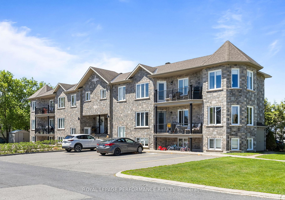 4cambridge-street-the-nation-ontario-x13657834