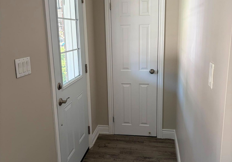 313-east-33rd-street-hamilton-ontario-x13657912