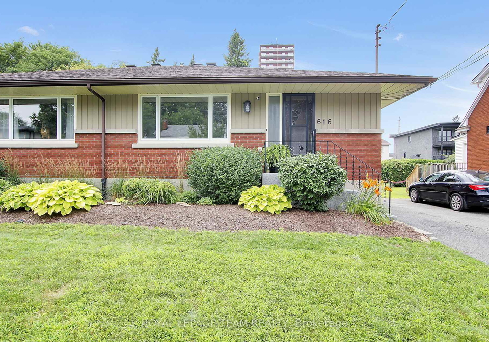 616-westview-avenue-ottawa-ontario-x13658004