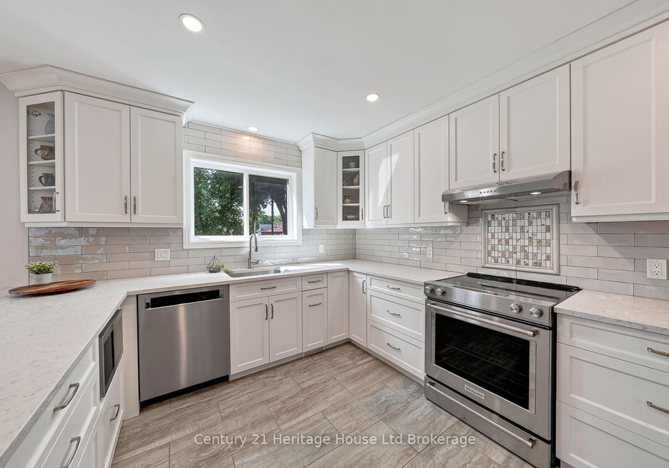 812-hughson-street-woodstock-ontario-x13658200