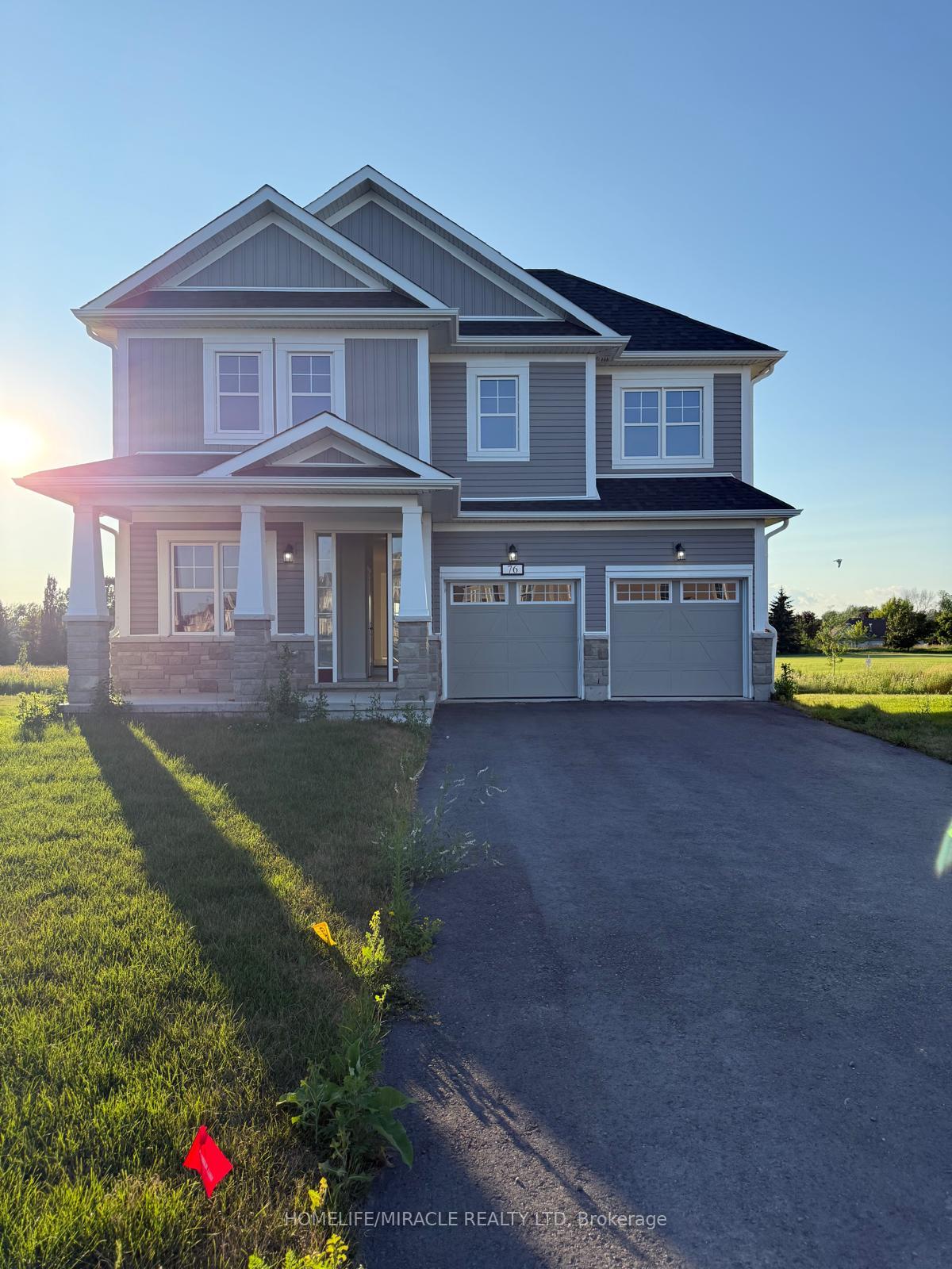 76-golf-links-drive-loyalist-ontario-x13658202