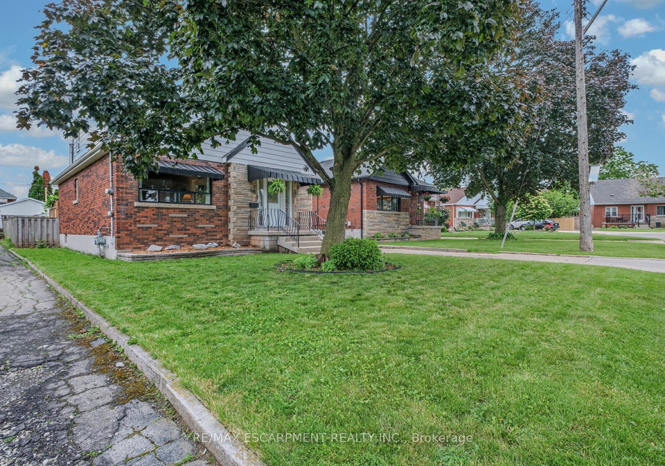 66-paling-court-hamilton-ontario-x13658244