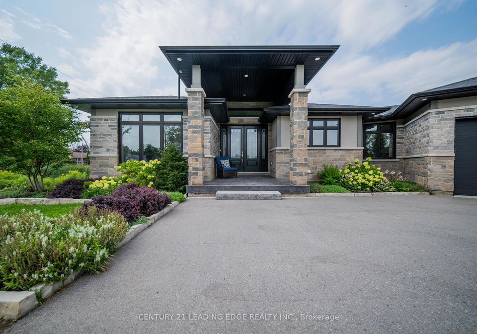 9-leaside-street-prince-edward-county-ontario-x13658276