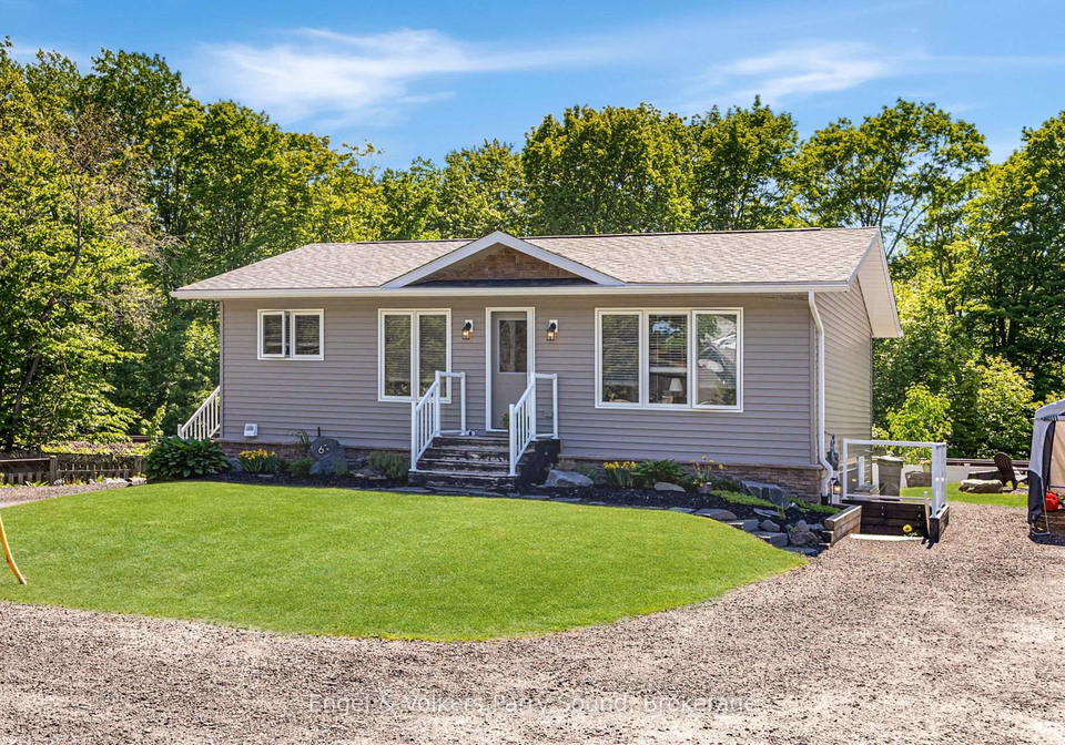6-lawrence-street-parry-sound-ontario-x13658290