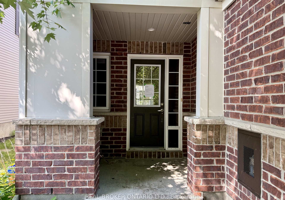 306-aldworth-private-ottawa-ontario-x13658358