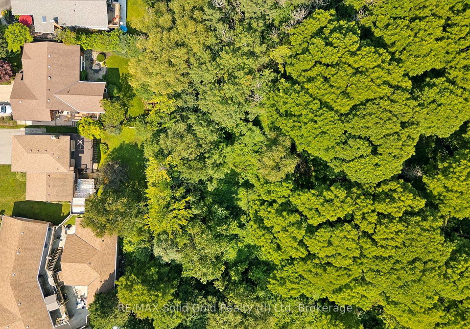 8-perin-place-waterloo-ontario-x13658410
