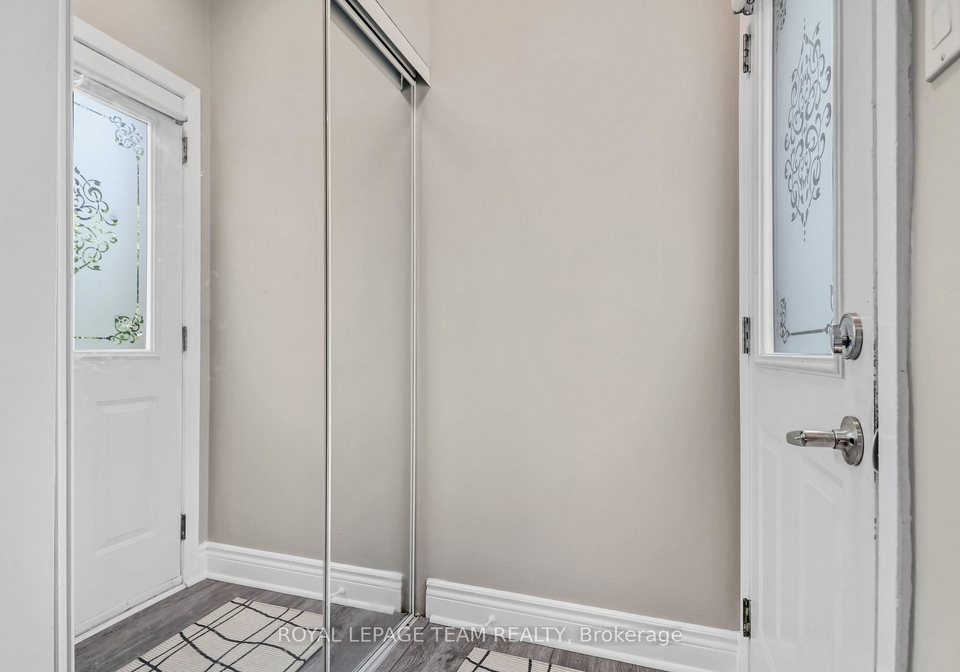 38a-forester-crescent-ottawa-ontario-x13658640