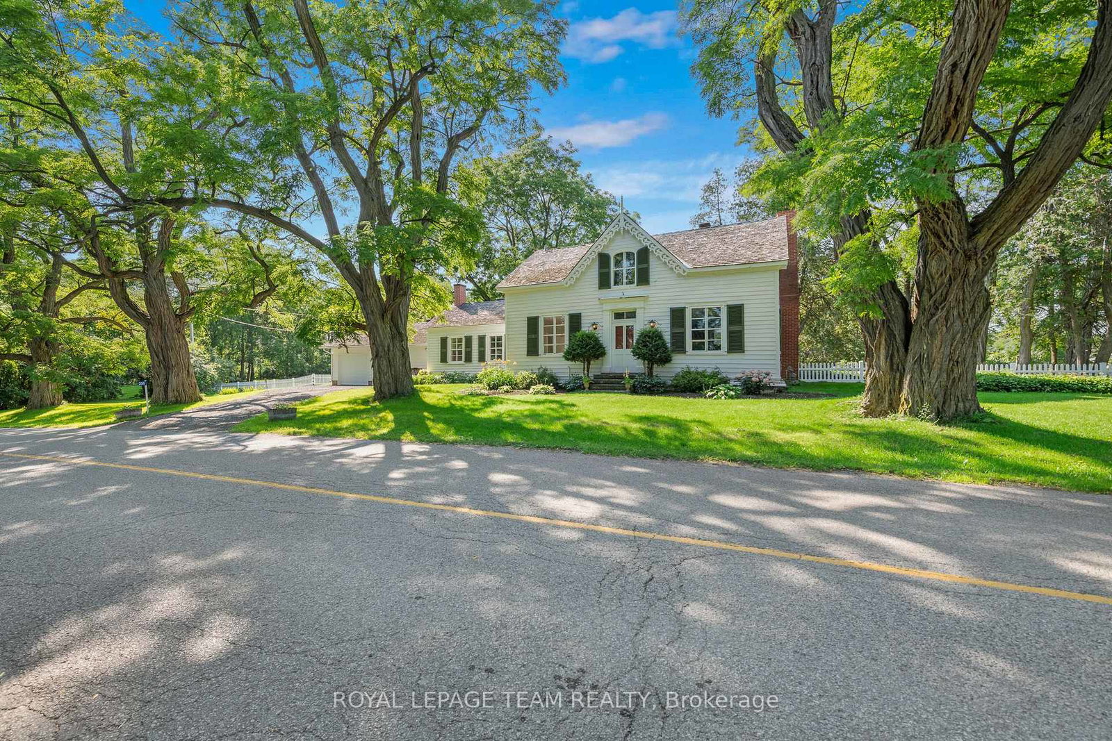 256-wilson-street-n-mississippi-mills-ontario-x13658738