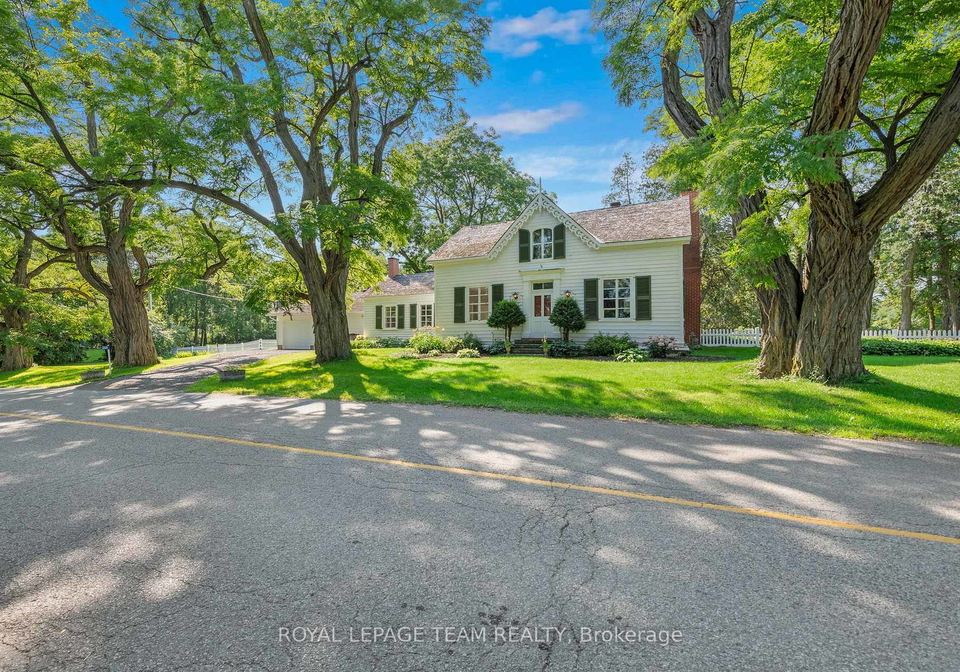 256-wilson-street-n-mississippi-mills-ontario-x13658738
