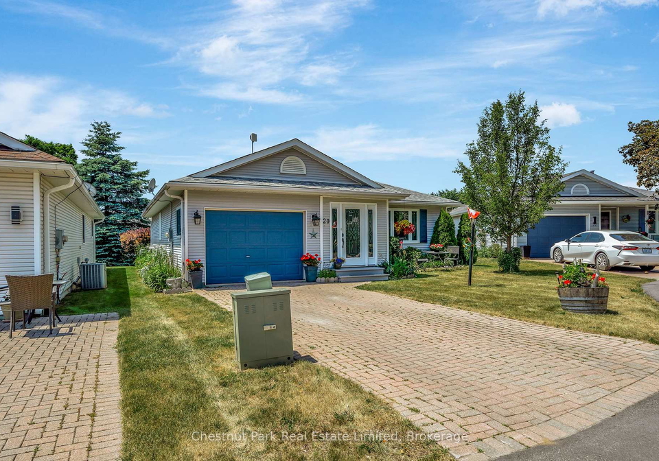 20-monroe-court-prince-edward-county-ontario-x13658884