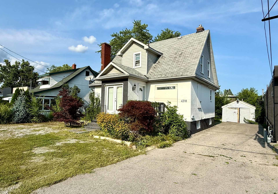 4218-drummond-road-niagara-falls-ontario-x13658898