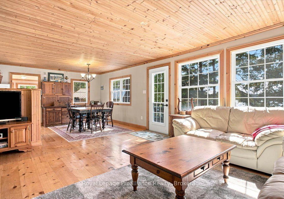 146-skootamatta-lake-addington-highlands-ontario-x13658932