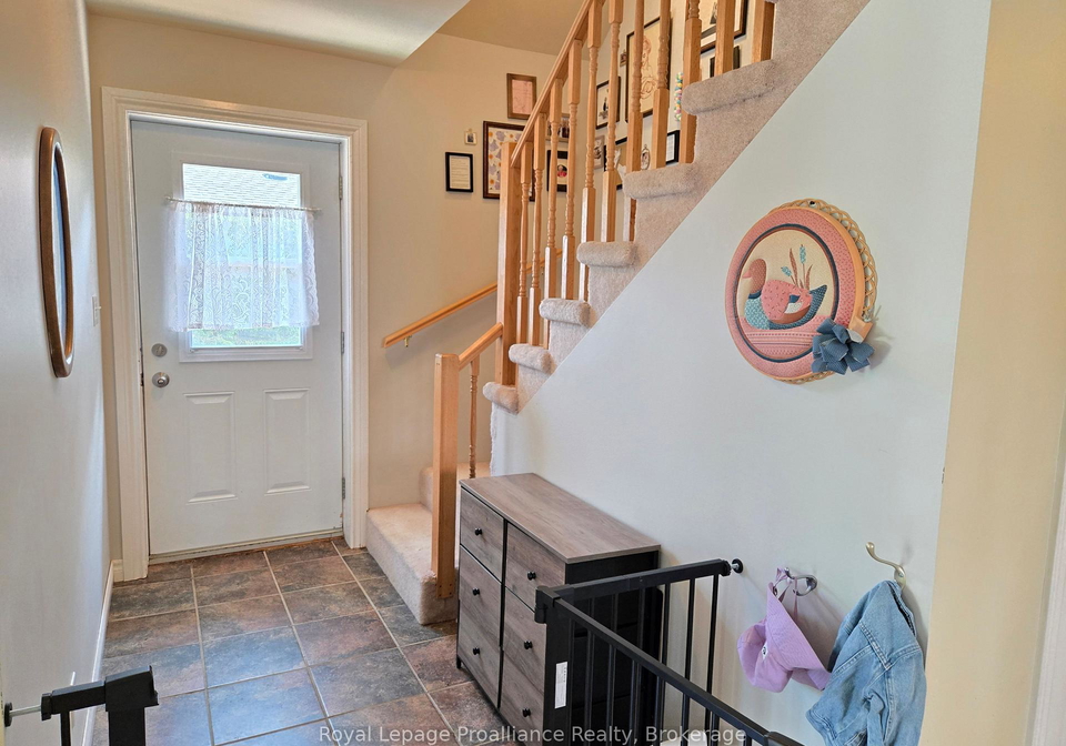48-south-george-street-belleville-ontario-x13658982