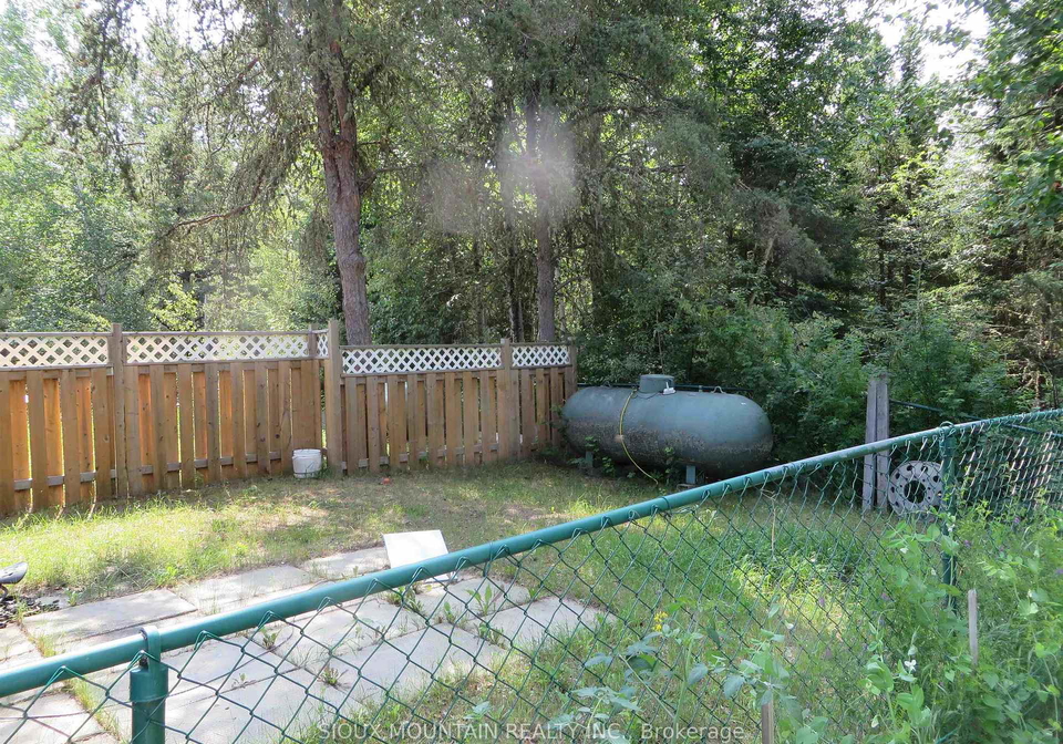 55-lakeview-crescent-pickle-lake-ontario-x13659098