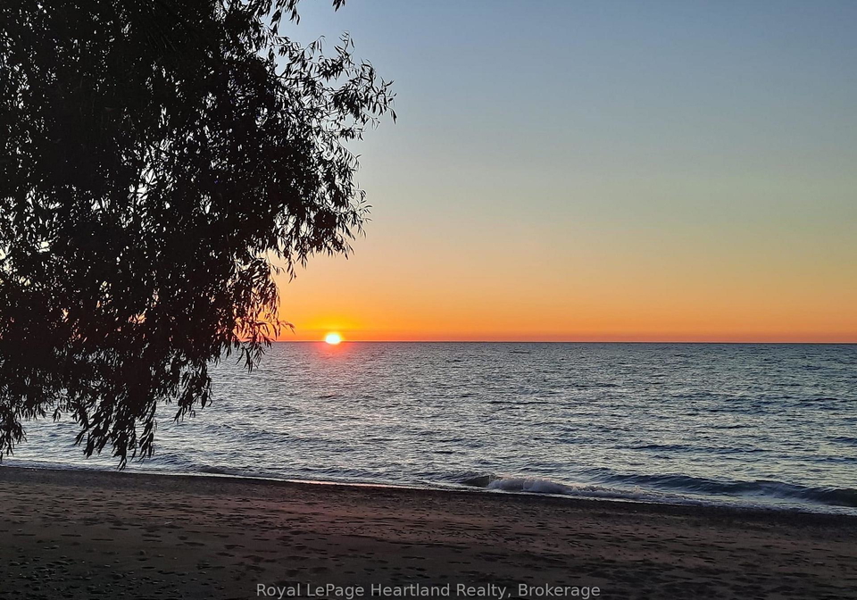 12-cherokee-lane-ashfield-colborne-wawanosh-ontario-x13659246