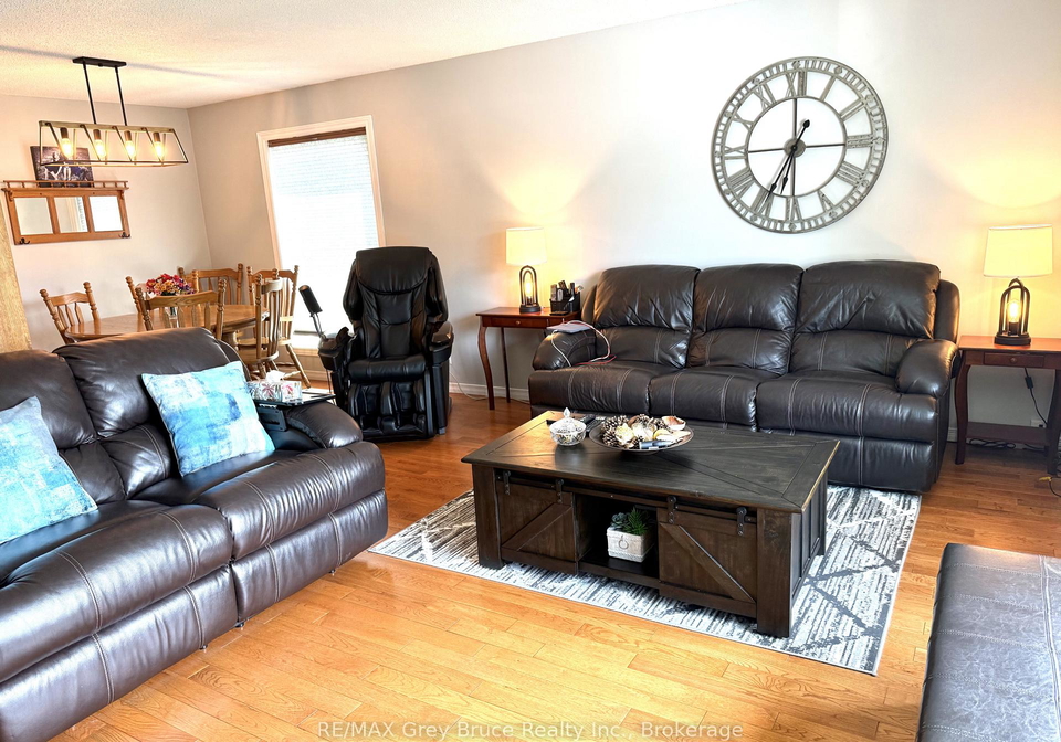 17-armstrong-crescent-grey-highlands-ontario-x13659272