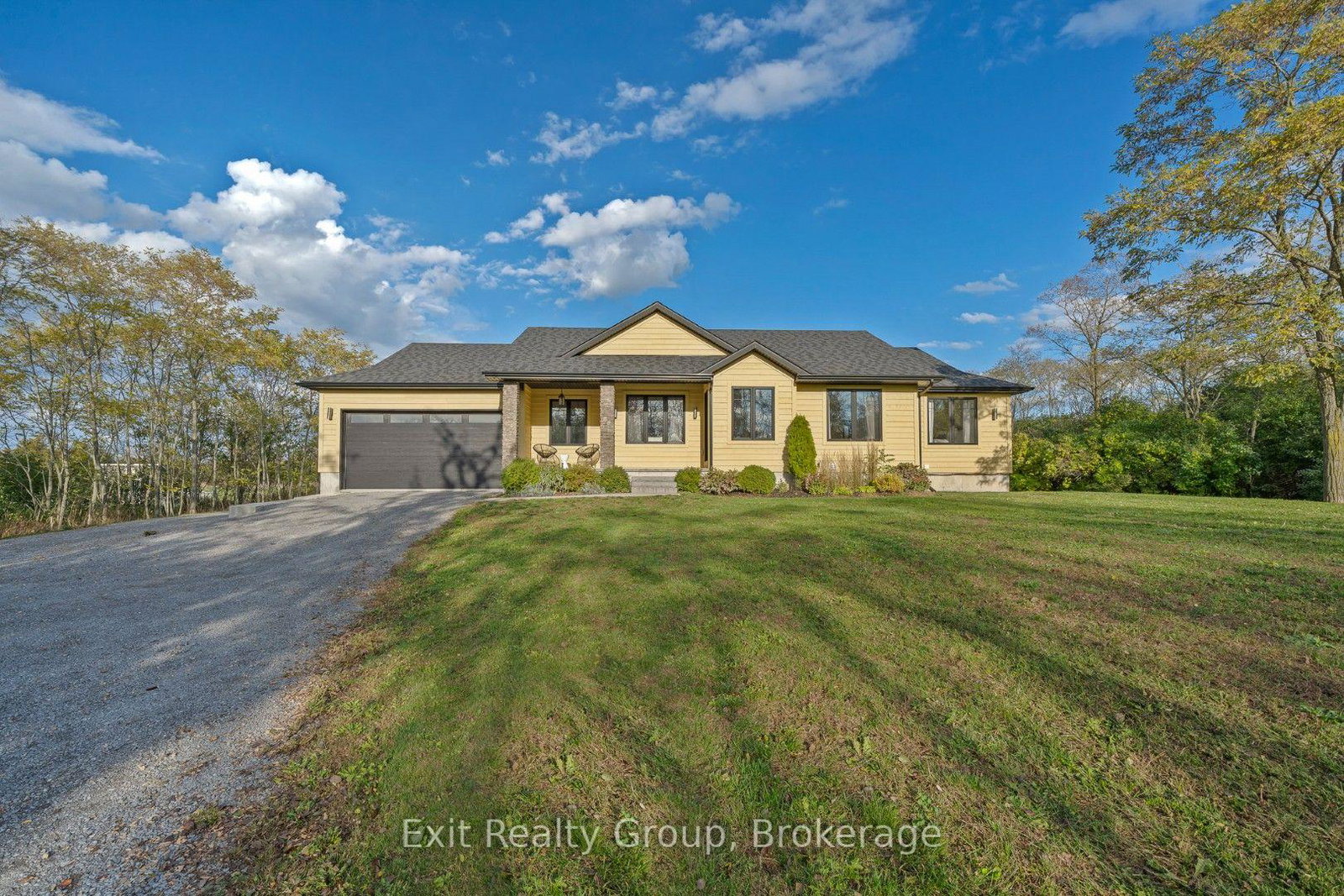 20858-loyalist-parkway-prince-edward-county-ontario-x13659314