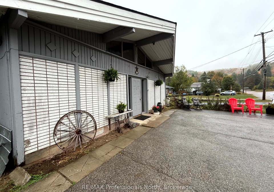 2307-loop-road-highlands-east-ontario-x13659348