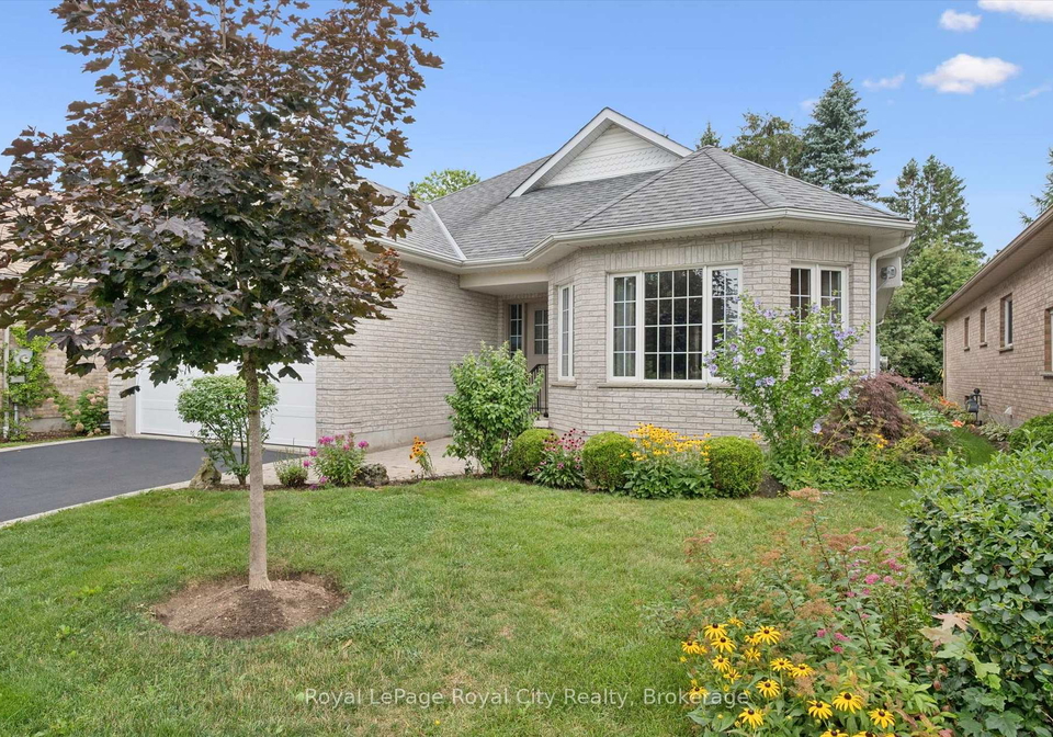 47-white-pine-way-guelph-ontario-x13659360