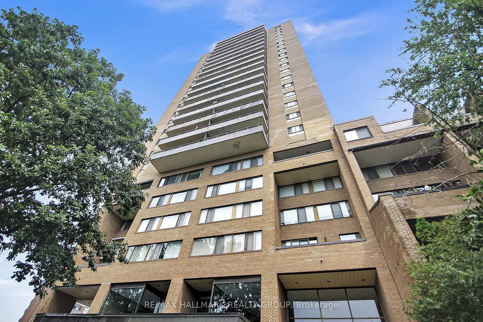 505-st-laurent-boulevard-ottawa-ontario-x13659374