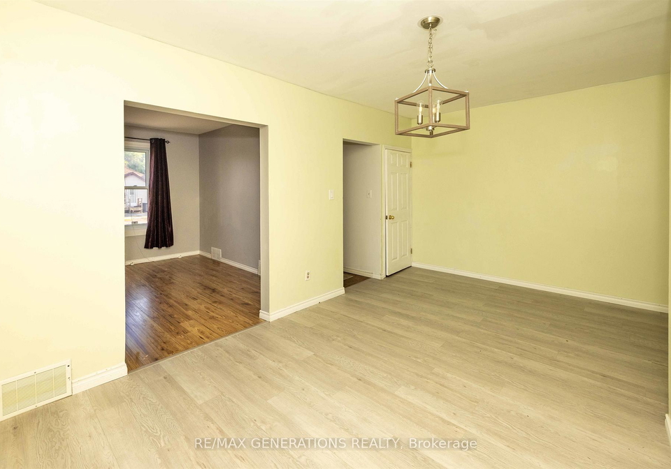 201-cumming-street-thunder-bay-ontario-x13659436