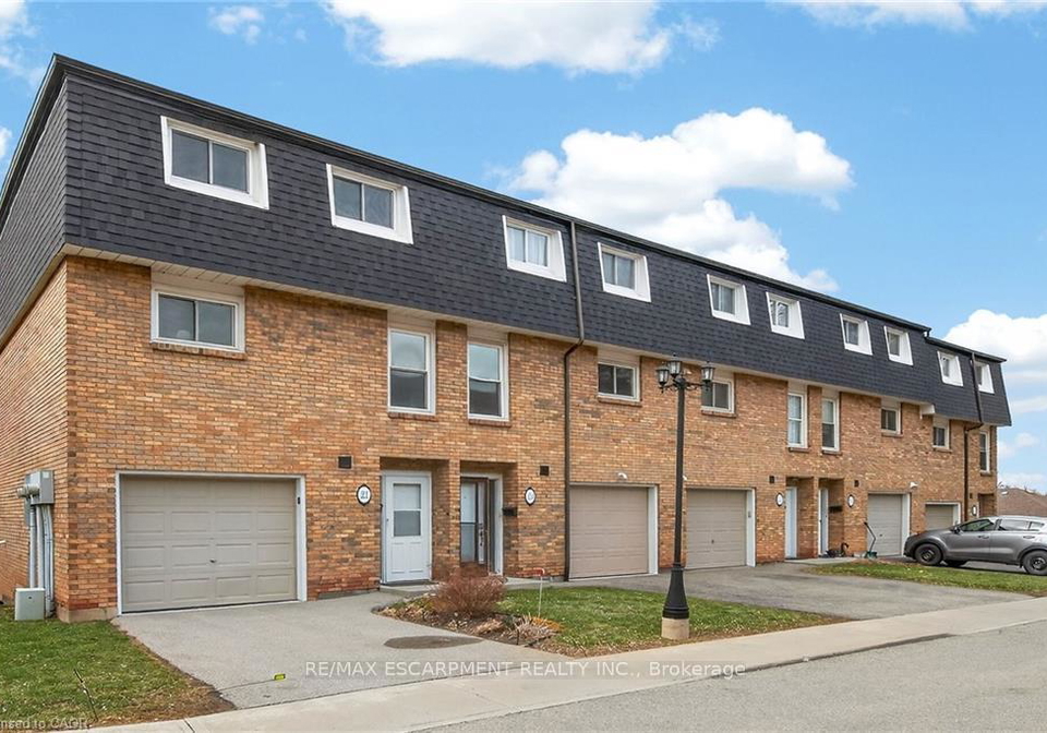 23-rosedale-court-hamilton-ontario-x13659644