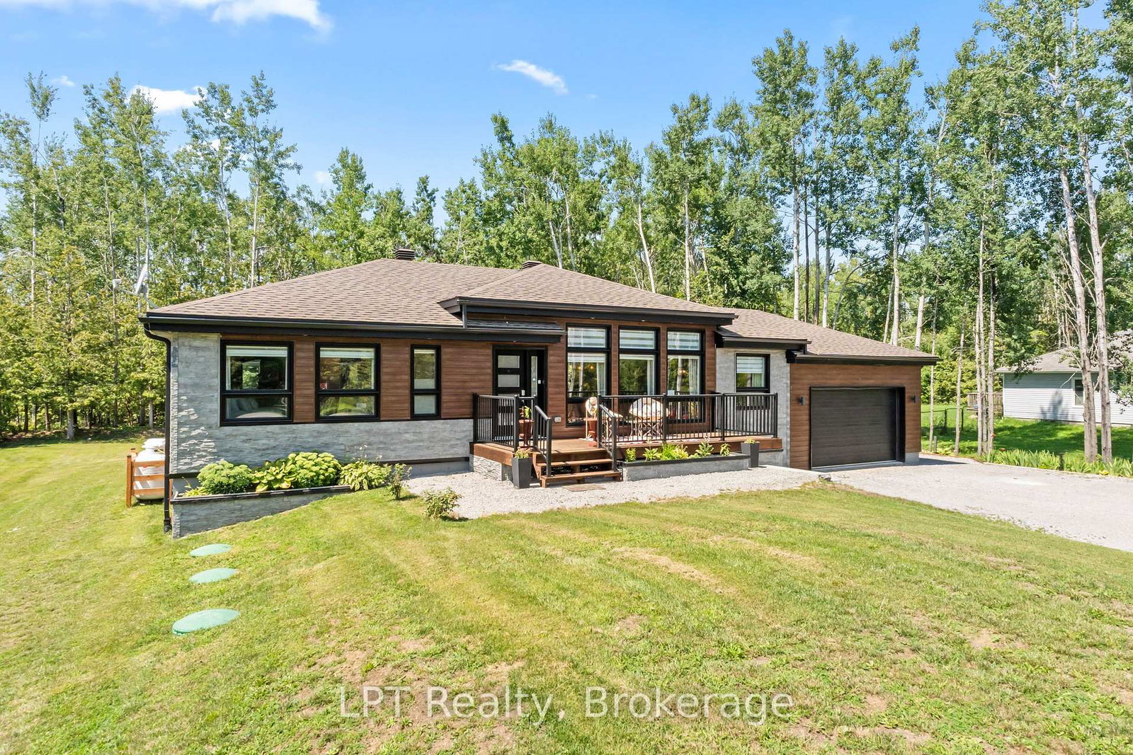61-pinewood-boulevard-kawartha-lakes-ontario-x13659750