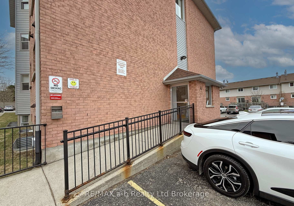 64-hiawatha-road-woodstock-ontario-x13659970