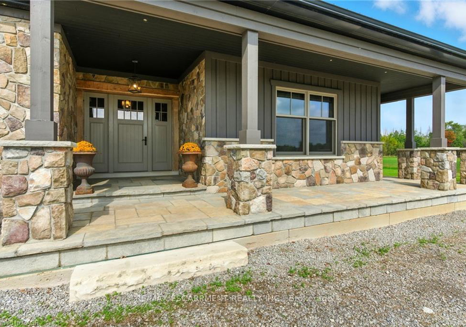 437-6th-concession-road-e-hamilton-ontario-x13660062