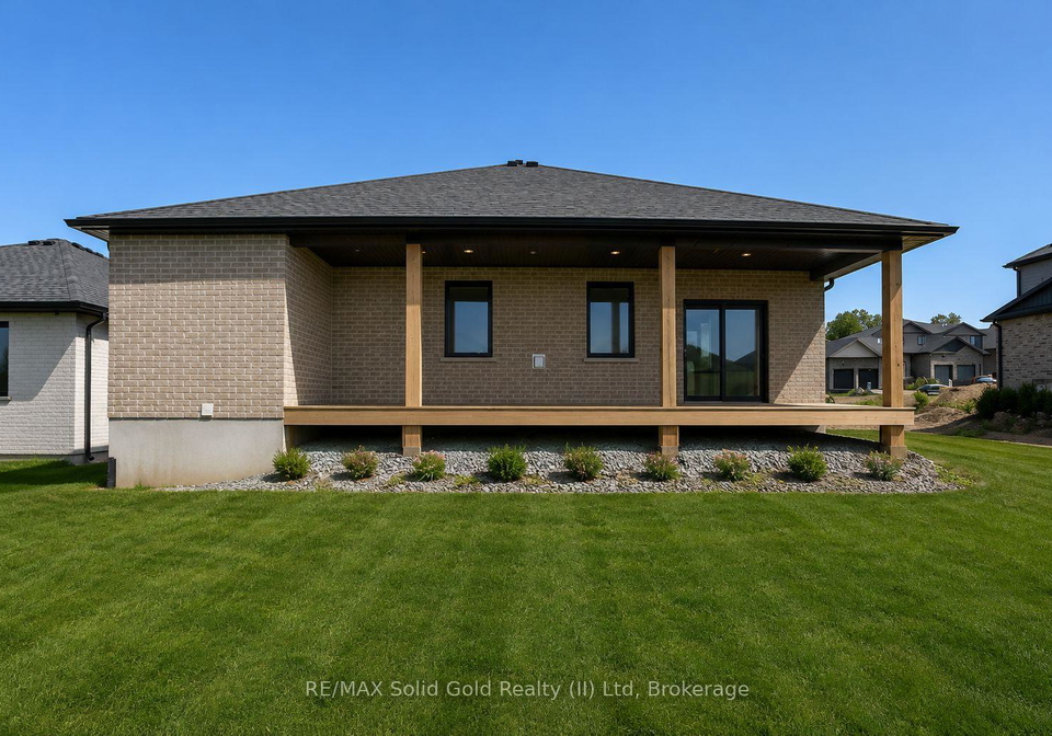 124-pugh-street-perth-east-ontario-x13660130