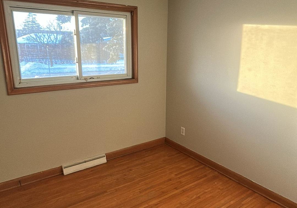 26-glengarry-road-st-catharines-ontario-x13660256