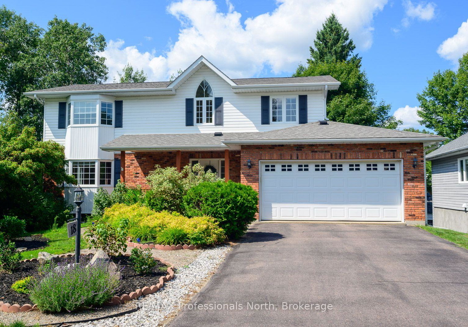18-heritage-crescent-huntsville-ontario-x13660306