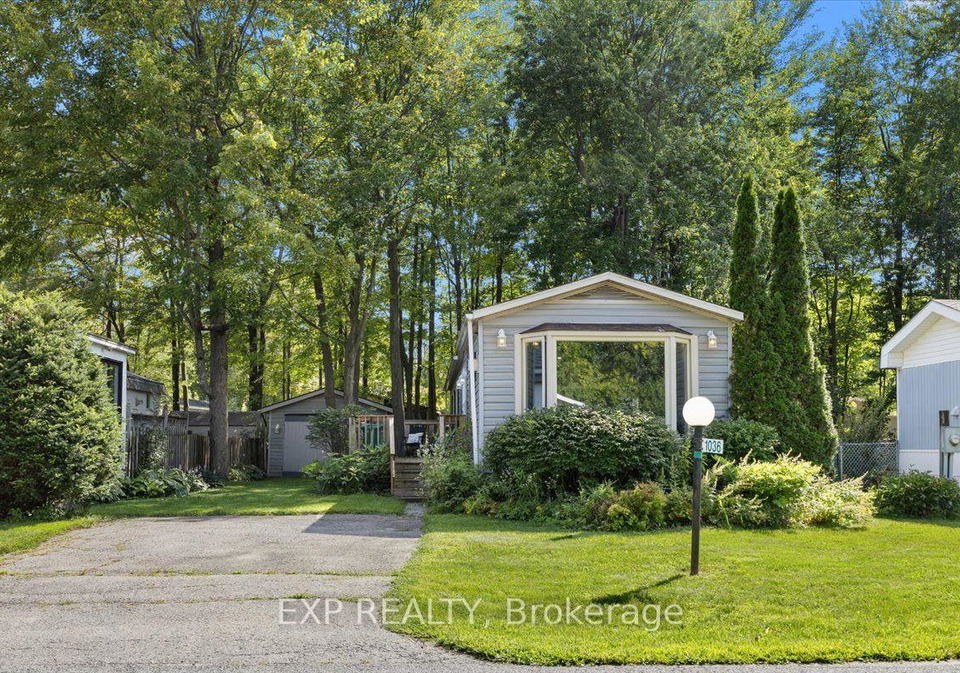 1036-teena-colleen-private-ottawa-ontario-x13660472